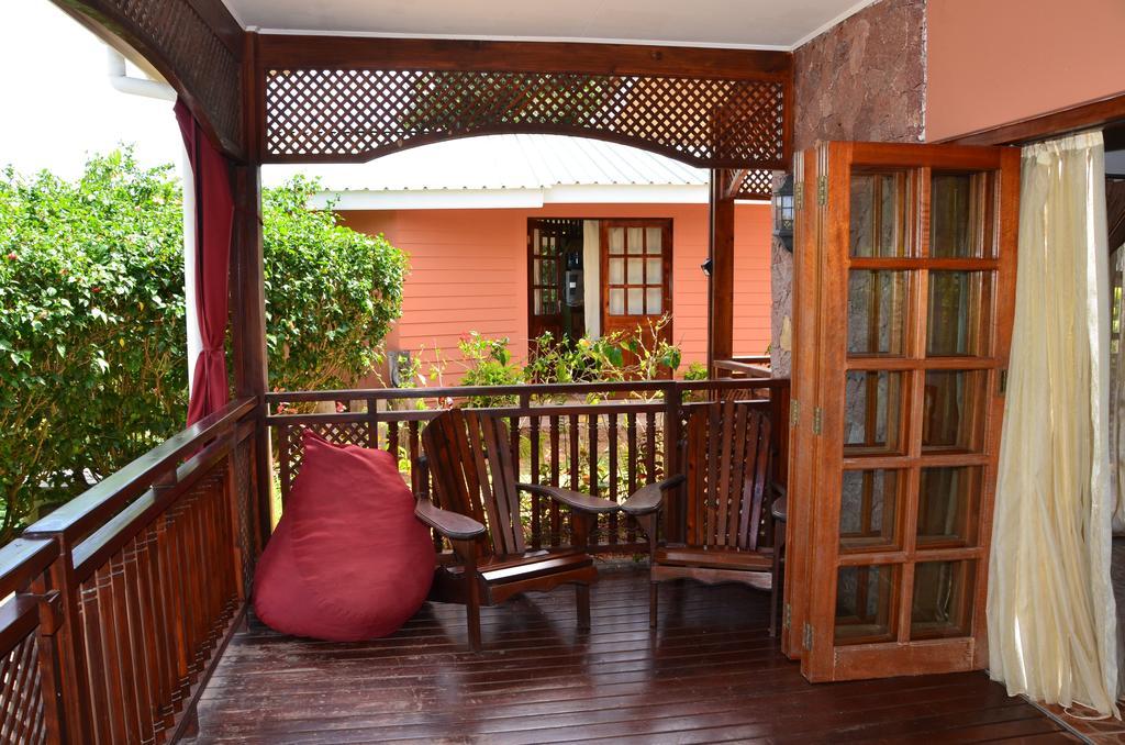 Kaz Ladouceur Bed & Breakfast La Digue Exterior photo