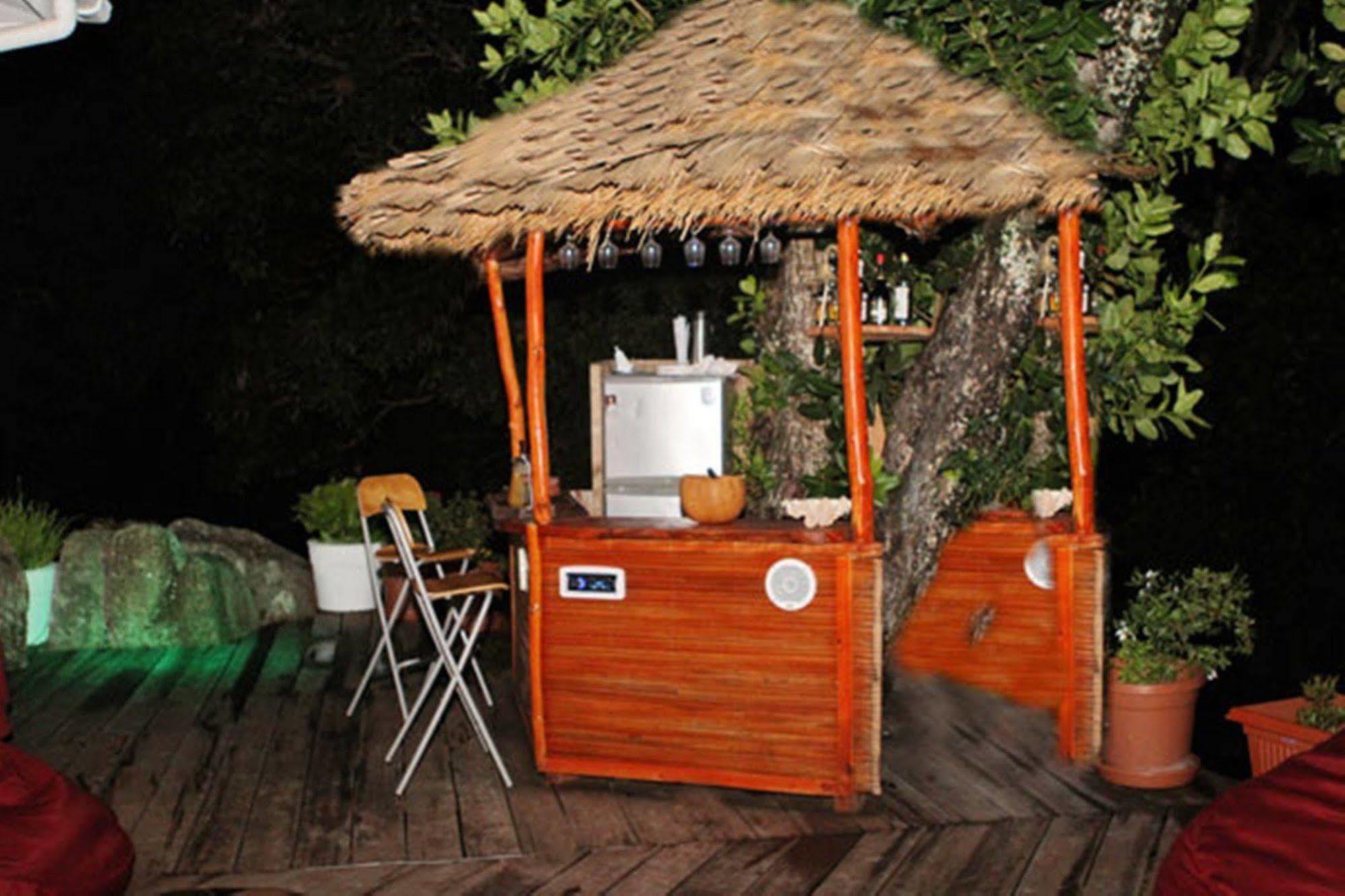Kaz Ladouceur Bed & Breakfast La Digue Exterior photo