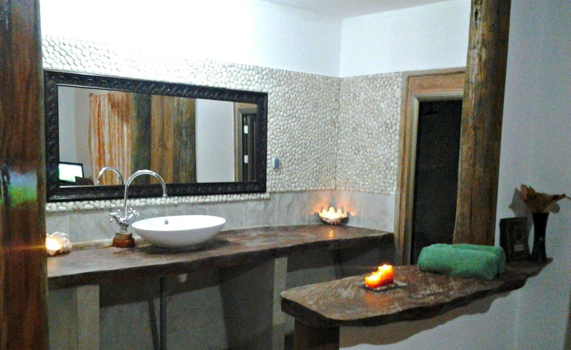 Kaz Ladouceur Bed & Breakfast La Digue Exterior photo